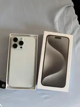 FS! Iphone 15 Pro Max 256GB White Titanium Intern.