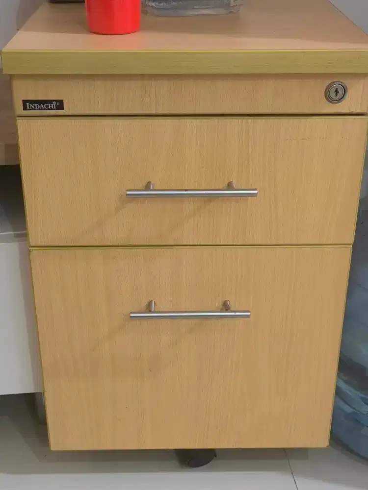 Kabinet 2 Laci Bekas