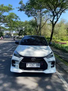 Toyota Agya 1.2 GR CVT thn 2023 km 11 rb