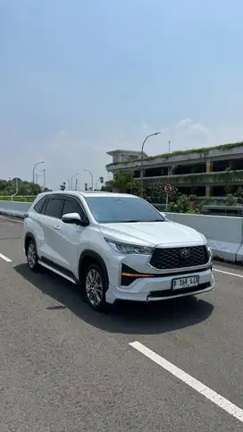 ZENIX HYBRID Q MODELISTA TSS 2023