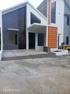 Siap dihuni dekat alunalun dan stasiun