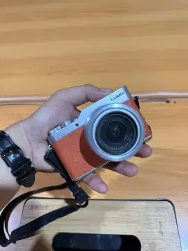 Kamera Mirrorless Lumix GF 9
