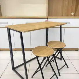 Meja makan Leila Lipat