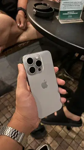 Iphone 15 pro 256GB Natural Titanium