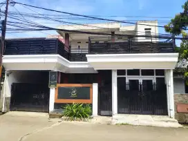 Rumah 2 lt, strategis, bebas banjir, cocok hunian dan usaha