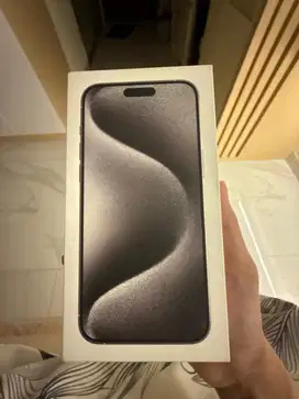 iPhone 15 Pro Max Box