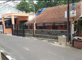 Rumah lt275/150 hrg1,6 di