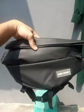 Tas selempang kulit jims honey