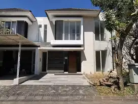 JUAL CEPAT MURAH RUMAH PELICAN HILL CITRALAND MINIMALIS 2 LANTAI BAGUS