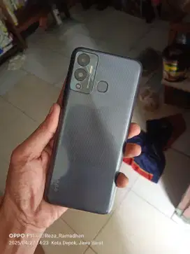 Infinix hot 12play ram 4/64 hp aja