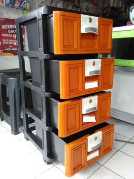 lemari Plastik Tabitha Susun 4