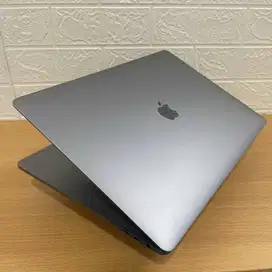 Macbook pro 2019 touchbar Core i7