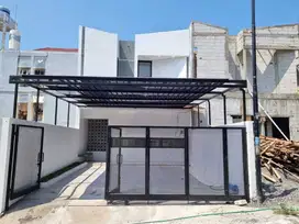 RUMAH MEWAH PAS DI BELAKANG KAMPUS UII