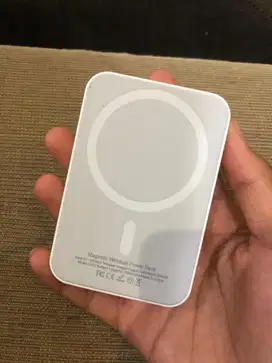Wiesss Power bank (magnetic power bank)