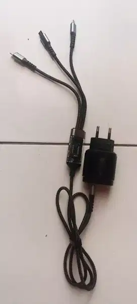 Charger multi fungsi 3 in 1