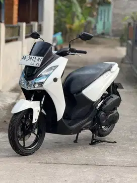 Yamaha lexi 2019 plat ab pajak on