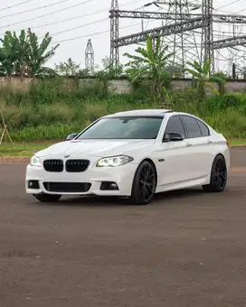 (TDP 25 Juta!!) BMW 528i M Sport Look F10 LCI 2015 520i 520d E400 320i