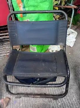 Kursi lipat siap pakai