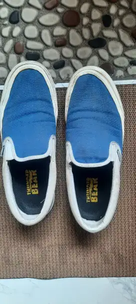 Sepatu Slip On Biru