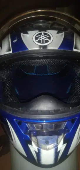 Helm full face yamaha