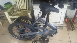 Sepeda lipat bu