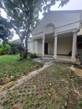 Rumah Tua Hitung Tanah Dekat Mall di Jl Jambu Blok A Cinere