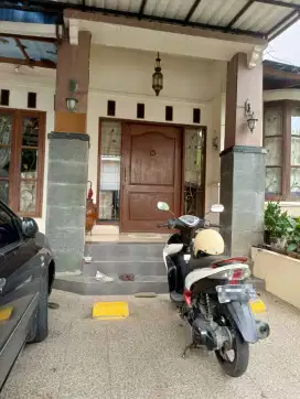 FT | Rumah Cantik 2 Lantai, Pamulang