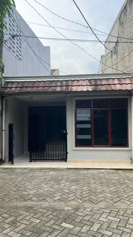 Rumah medang lestari dijual cepat