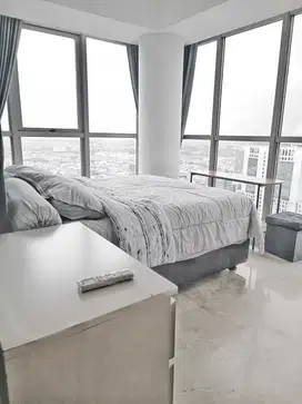 Disewa Apartemen Gold Coast 90m² Furnish