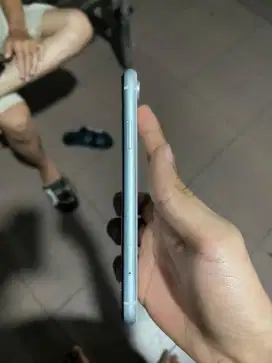 Iphone Xr 128gb pemakaian pribadi