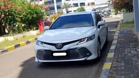 km53ribu toyota camry v sunroof putih 2020 pajak panjang cash kredit