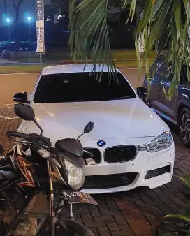 MURAH BMW 320i LCI Sport 2017 m 2016 f30 330i