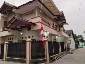 Disewakan rumah strategks komplek graha jala yuda gunung putri bogor