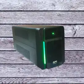 Ups apc easy ups bvx900Li 900va