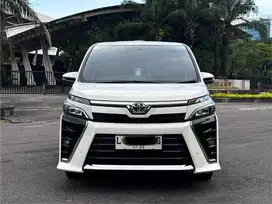 Toyota Voxy 2,0 AT 2018 “KM 29rb” ANTIK Bisa Kredit DP Minim / TT