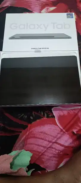 Jual Samsung tab s9fe 5g(6/128)like new/baru buka dus harga 5jt