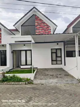 RUMAH SIAP HUNI MURAH DEKAT UMM SHM IMB READY ON HAND