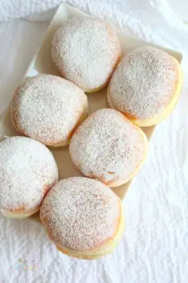 Donat susu lembut dan empuk