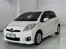 Toyota Yaris E 2013 Manual Putih Siap Pakai
