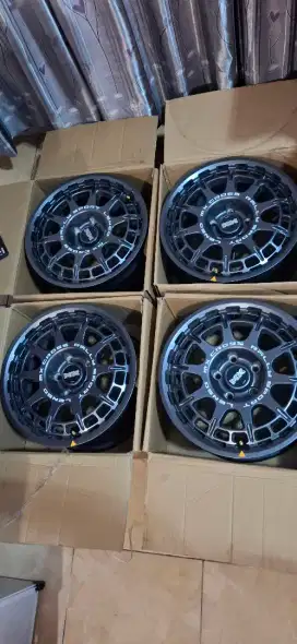 Dijual 4 Velg Ban