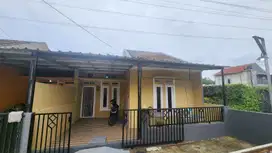 Rumah SIAP HUNI Free kitchen set 3 Km St depok lama cipayung