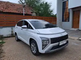 (Harga Cash) Hyundai Stargazer Essential AT 2024 Putih