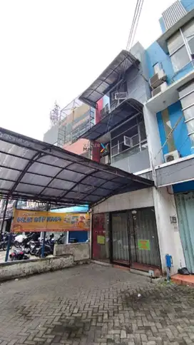 Disewakan Ruko 3 Lantai Strategis Nol Jl. Raya Langsep, Klojen Malang