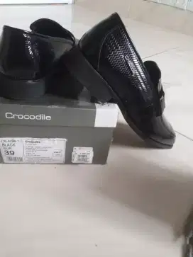 SEPATU MERK CROCODILE ORIGINAL