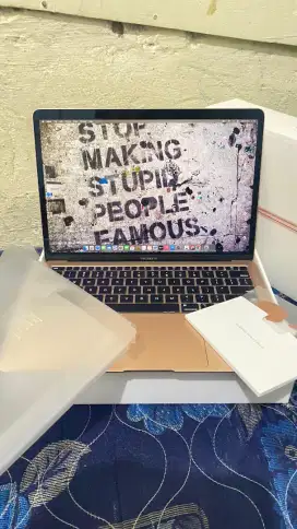 Macbook air M1 13 inch
