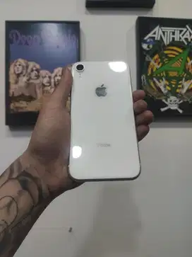 Iphone xr 64gb white