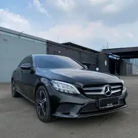 Mercedes Benz C 180 AVG Tahun 2019
