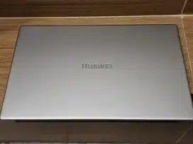 Huawei Matebook D15 - 8/256 GB SSD Ryzen 5