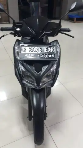 VARIO KZR TH 2013. CASH ONLY.