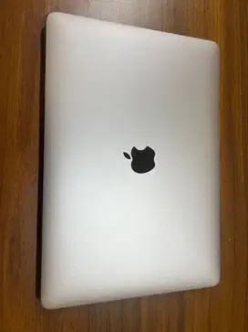Macbook Pro M2 13